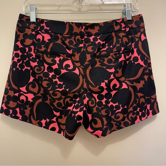 ANN TAYLOR Petite Devin Fit Tulip Shorts - Picture 2 of 8
